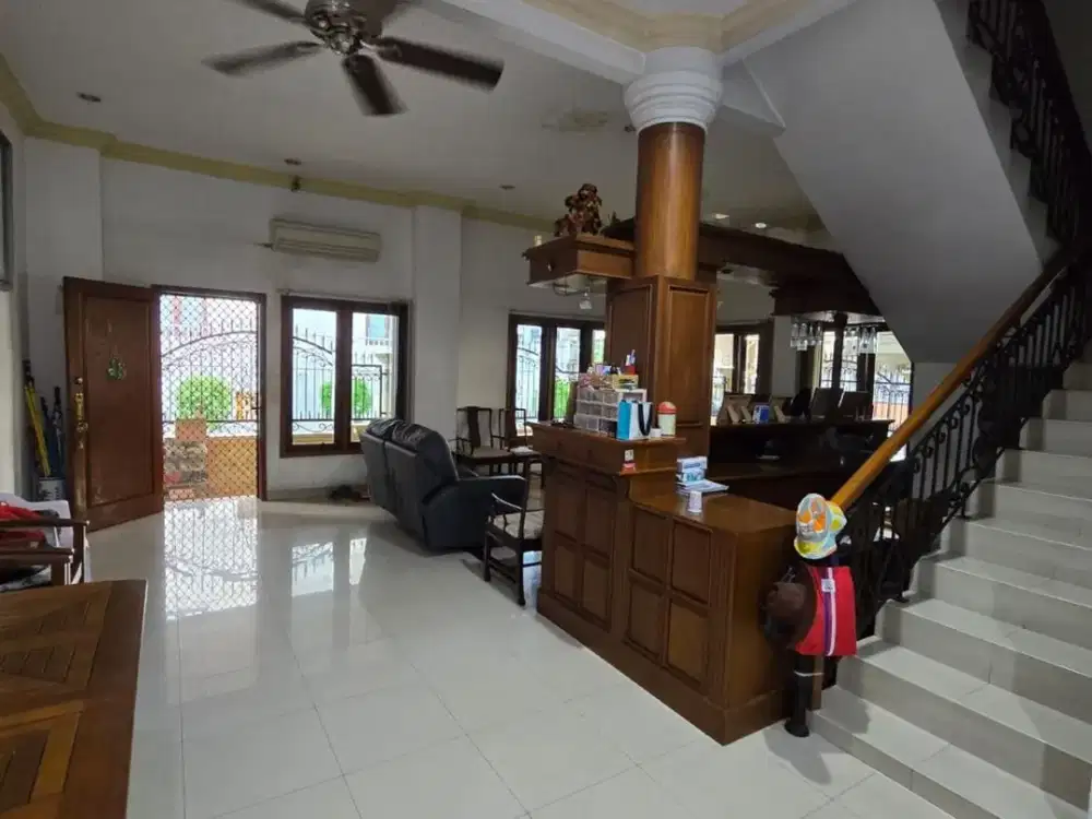 ANA RUMAH HOEK BESAR UK 15X15.5M DI MUARA KARANG