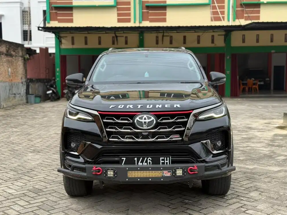 TOYOTA FORTUNER VRZ TRD LAST EDITION 2.4 2021