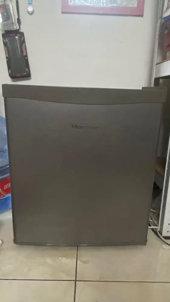 Kulkas mini merk hisense