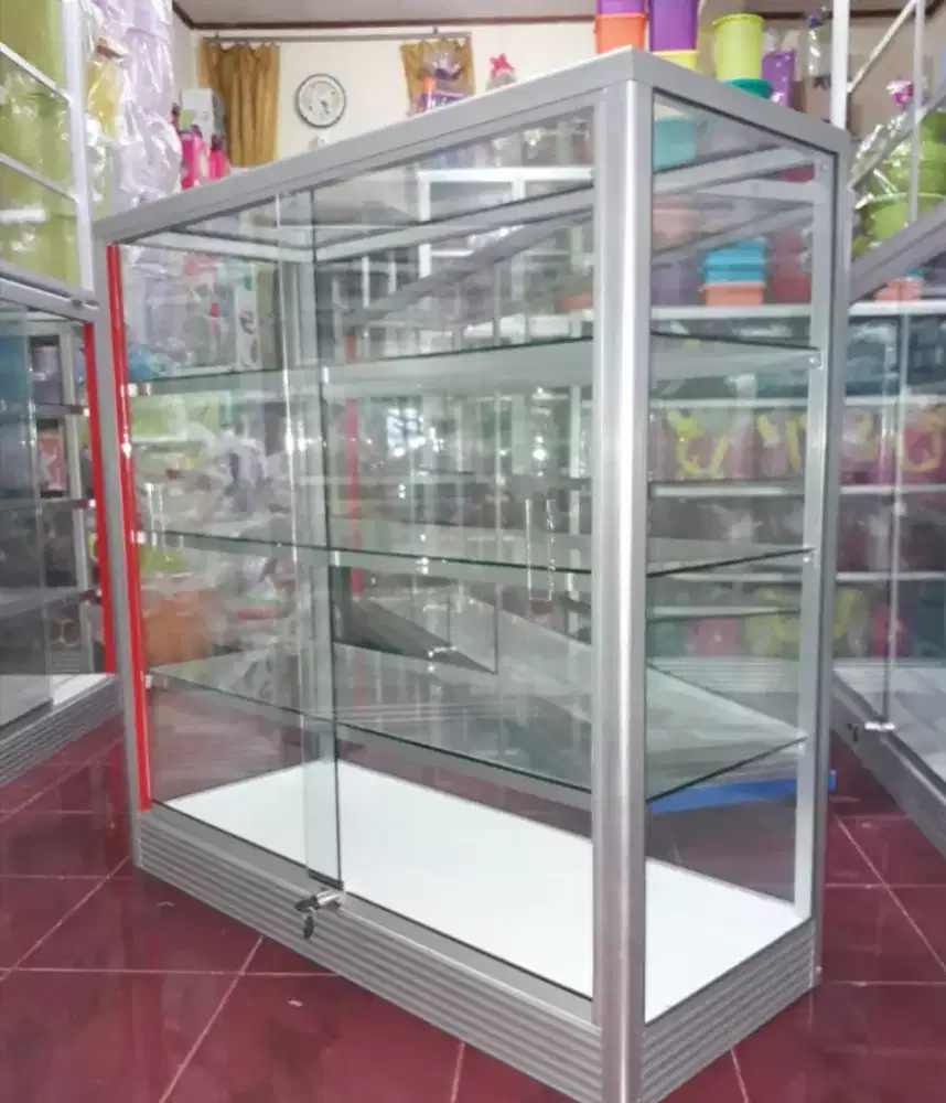 Di Jual Etalase 1M || Kaca Full 5mm