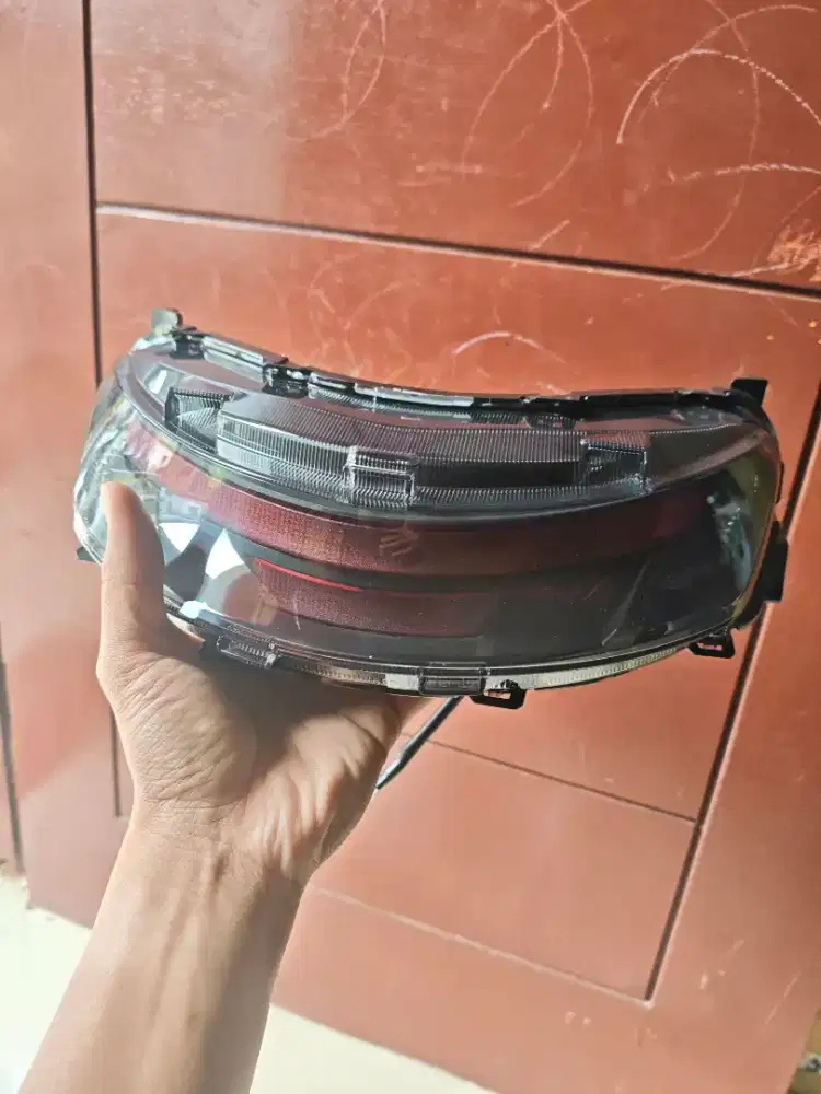 Spare part Stylo merah Body, dan Lampu depan belakang Ori