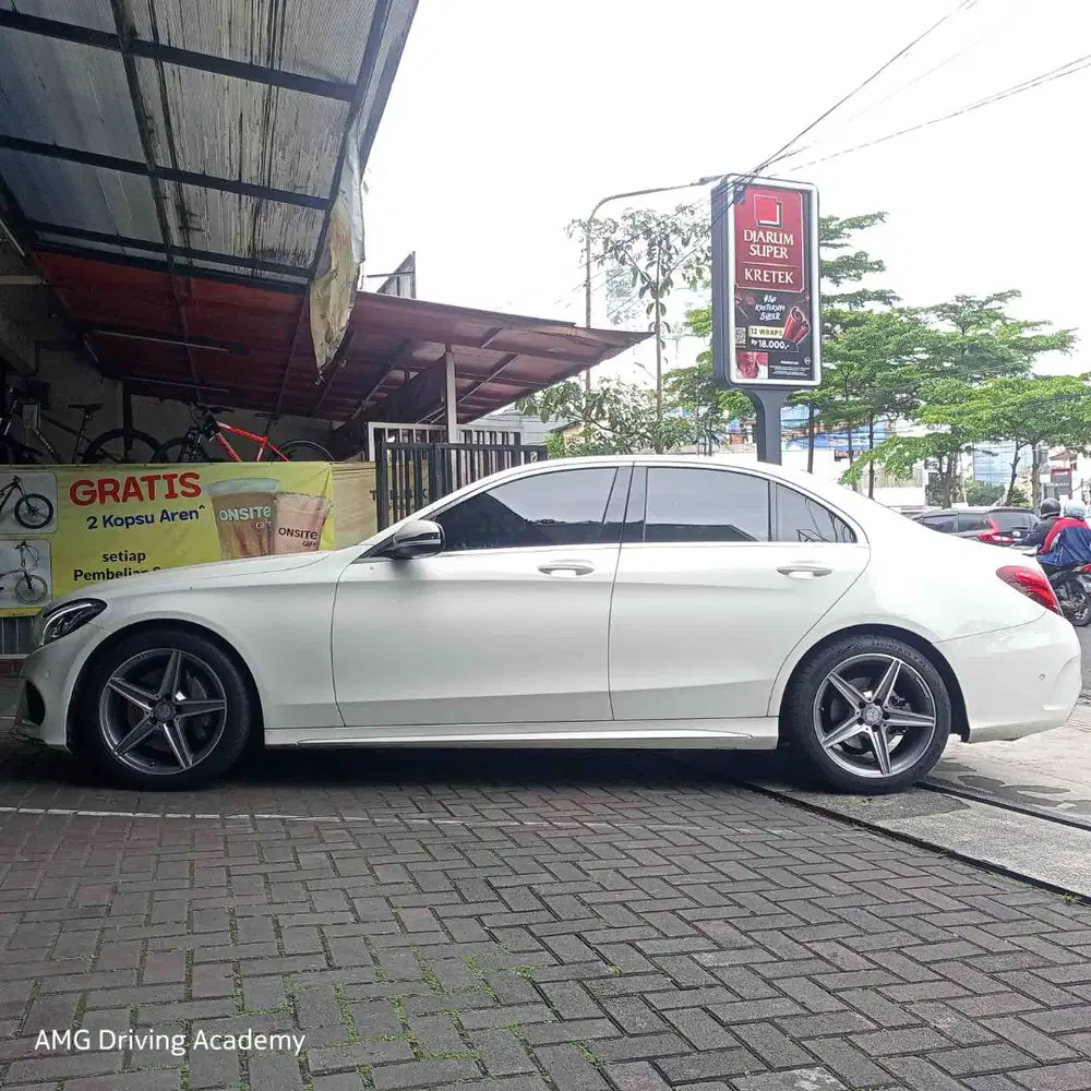 C250 AMG Line 2017 Sunroof pemakai