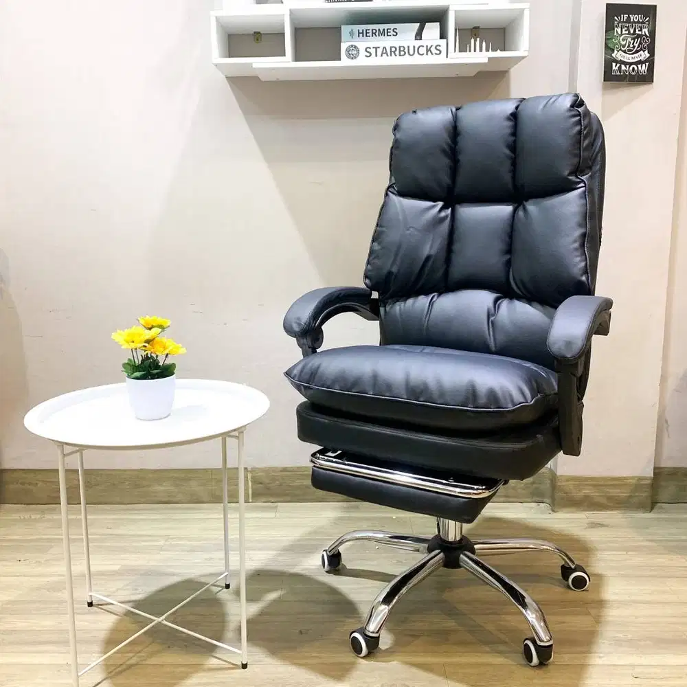 Kursi Direktur Empuk Busa 1400