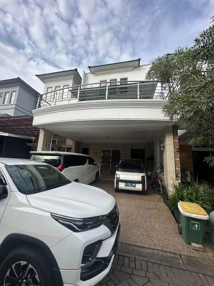 DIJUAL RUMAH CASA JARDIN