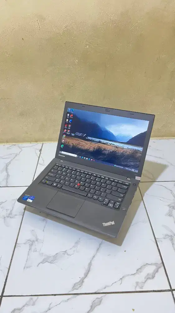 Lenovo Thinkpad T440 Intel Core i5 | Ram 8Gb | 128Gb Model Slim