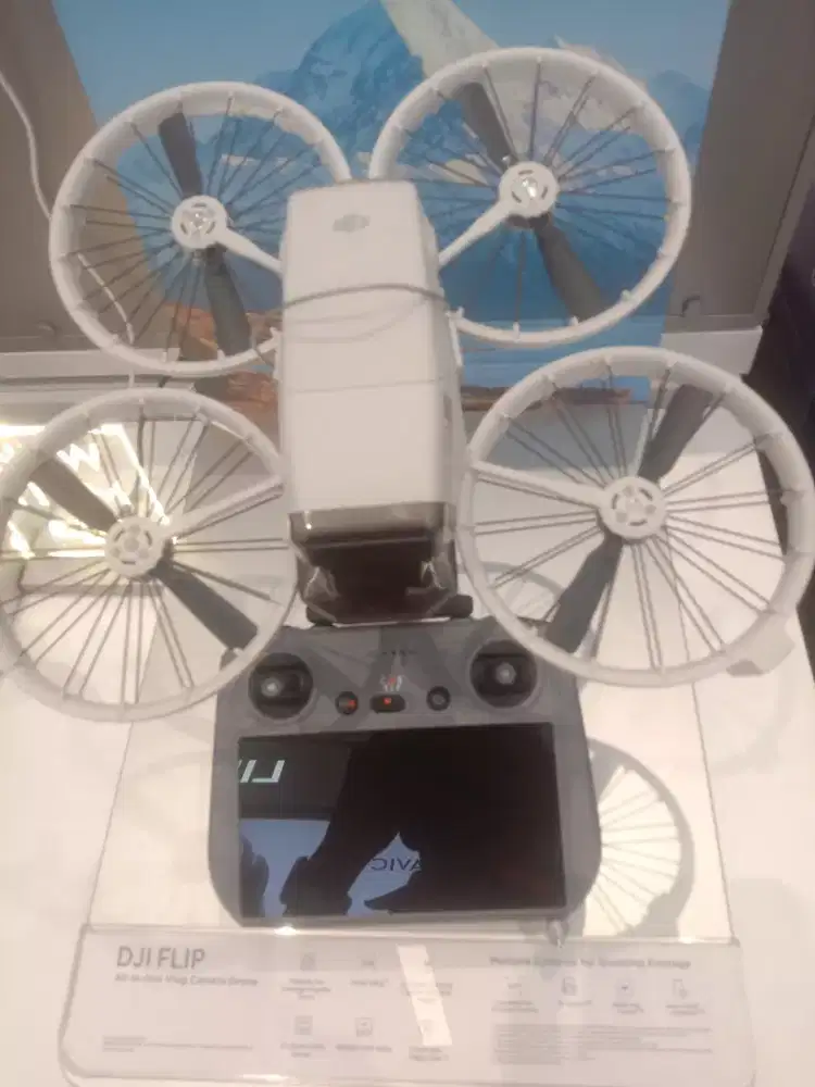 DRONE DJI FLIP RC 2