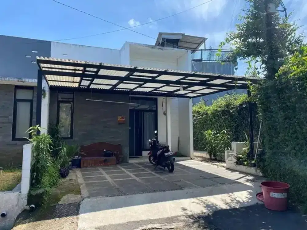 DISEWAKAN RUMAH TERAWAT FULL FURNIH DI CLUSTER  CIWASTRA KOTA BANDUNG