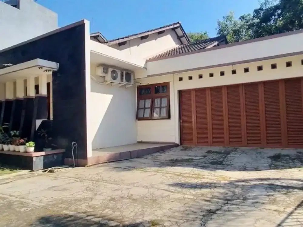 Rumah siap huni di jalan Semeru