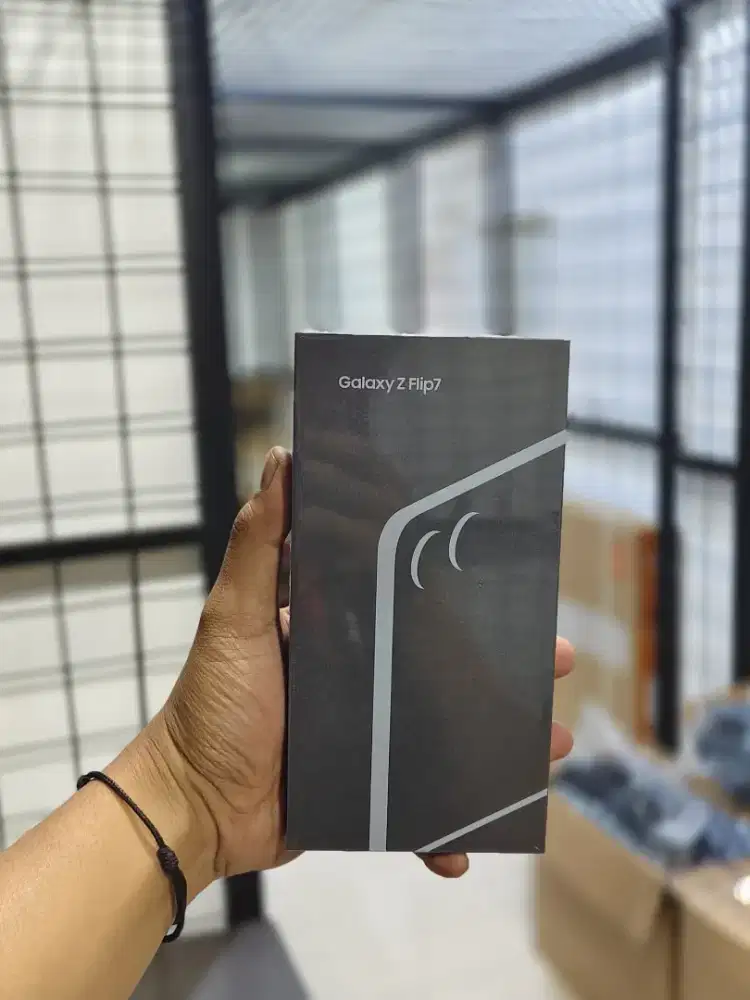 Samsung Galaxy Zflip 7 12/256