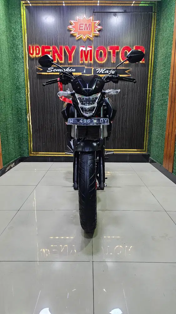 ENY MOTOR - HONDA CB 150R STREETFIRE SE 2021- LOW KM