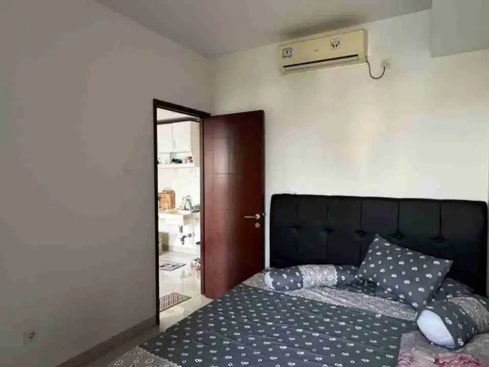 Disewakan Apartemen Thamrin District 2BR Furnished – View Kolam, Lokasi Super Strategis
