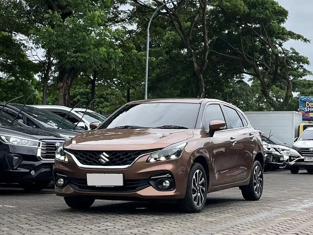 SUZUKI BALENO HB 2023 COKLAT KM 40RB TERMURAH !!