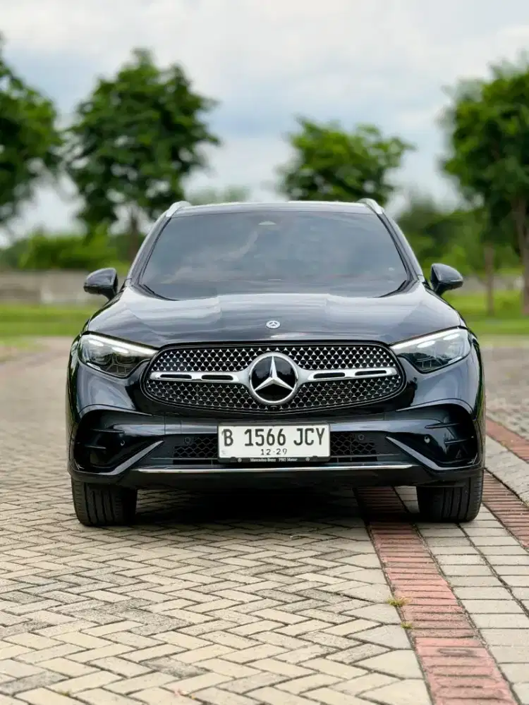 Mercy Mercedes Benz GLC300 AMG Line 2024