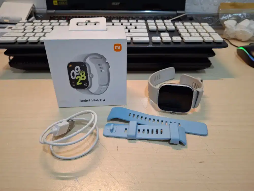 Xiaomi Redmi Watch 4 Silver Gray Fullset Mulus Normal Murah