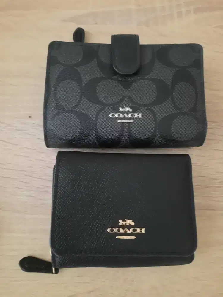 Dompet Asli kulit merk COACH ori 100%.msh ok. Jual 2 dompet 1.500rb