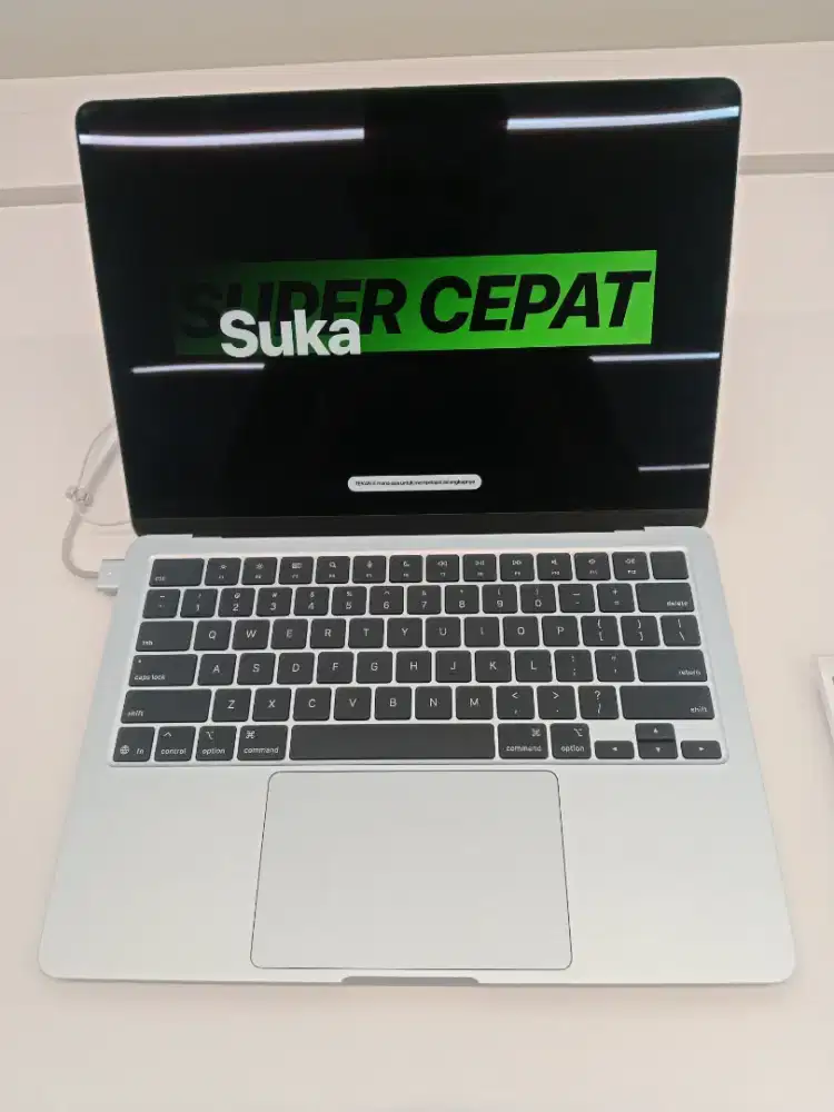 Kredit Macbook Air (M4) Tanpa Kartu Kredit. Syarat Hanya Ktp