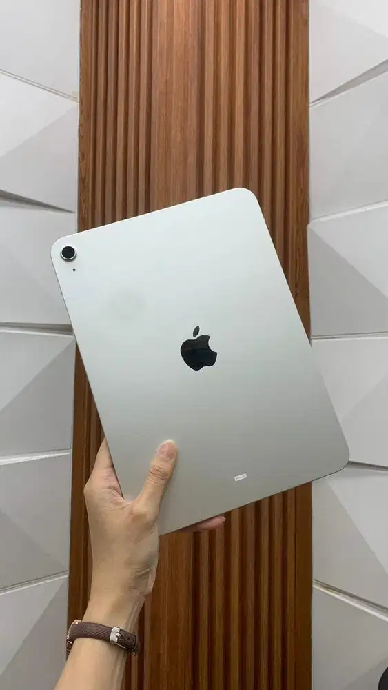 Second ipd 11 128gb garansi ibox mei 2026