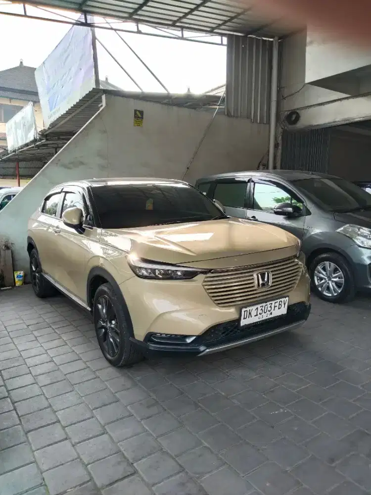 HRV SE MATIC 2023 ASLI BALI LOW KM SEPERTI BARU