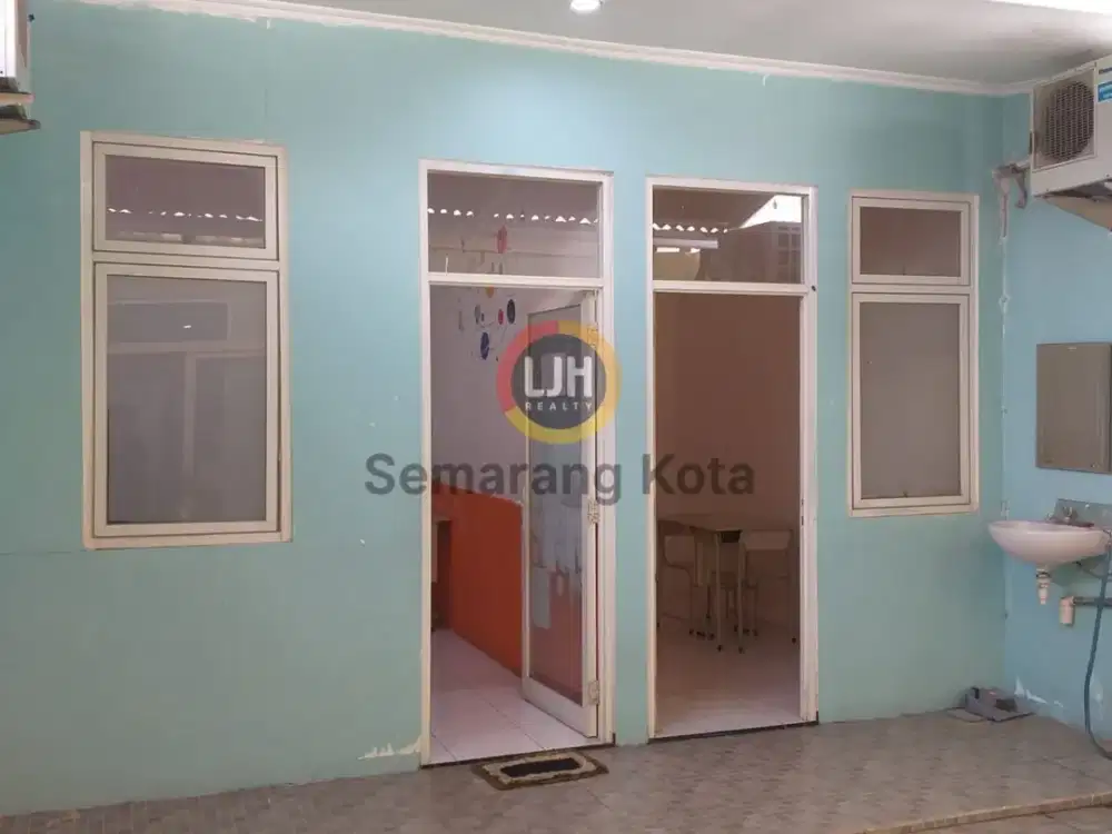 Ruko di Padma Boulevard