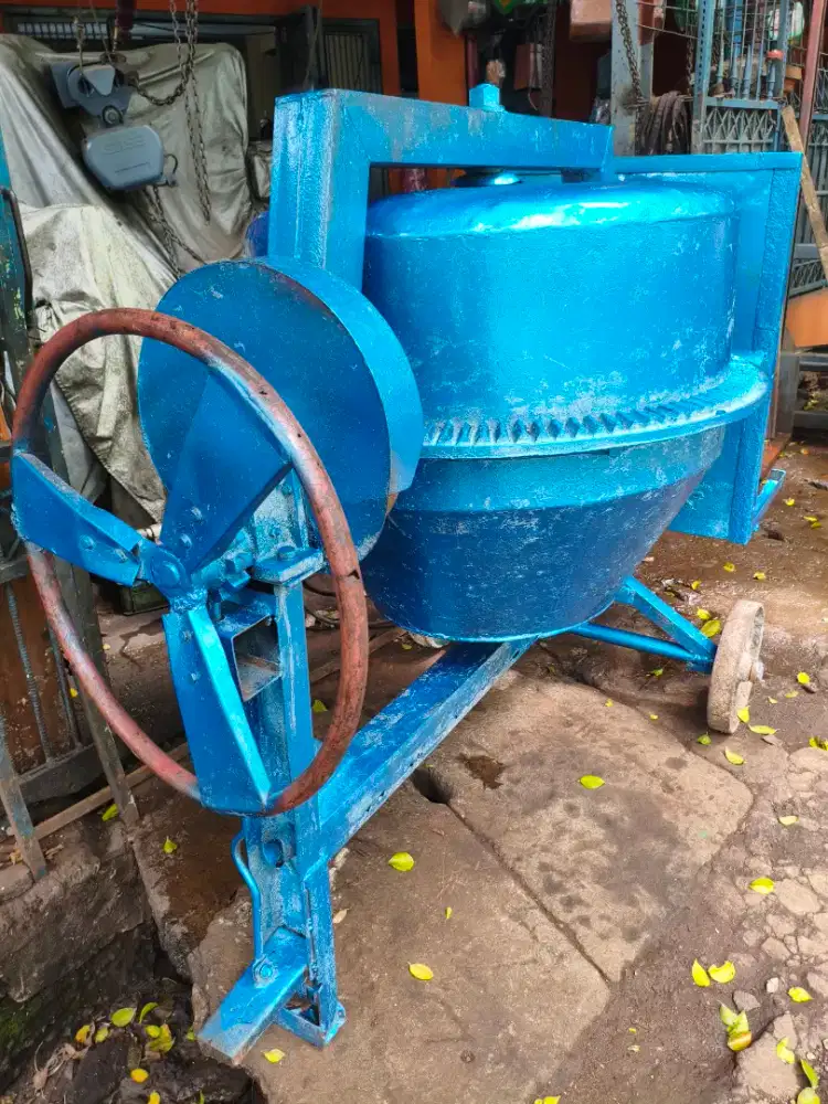 Mesin Molen Beton / Mesin Molen Cor / Molen  Set Diesel Dongfeng 7PK