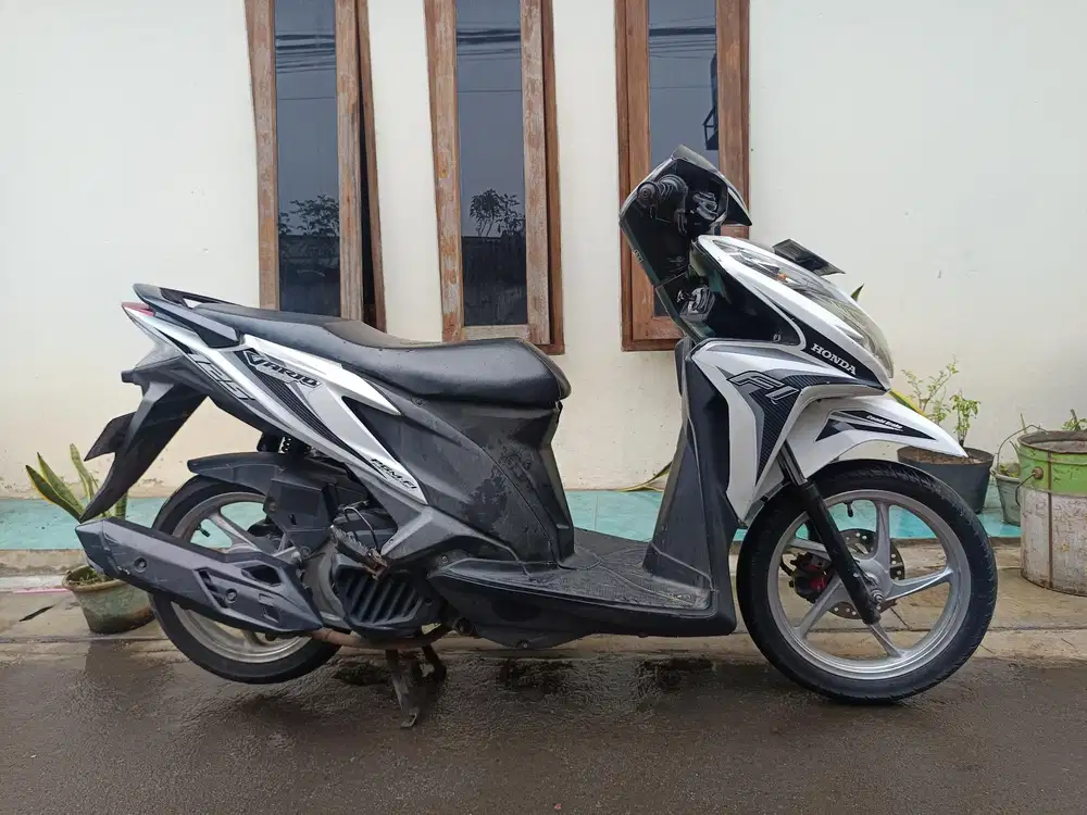 Honda vario kzr 2012 lengkap pajak hidup