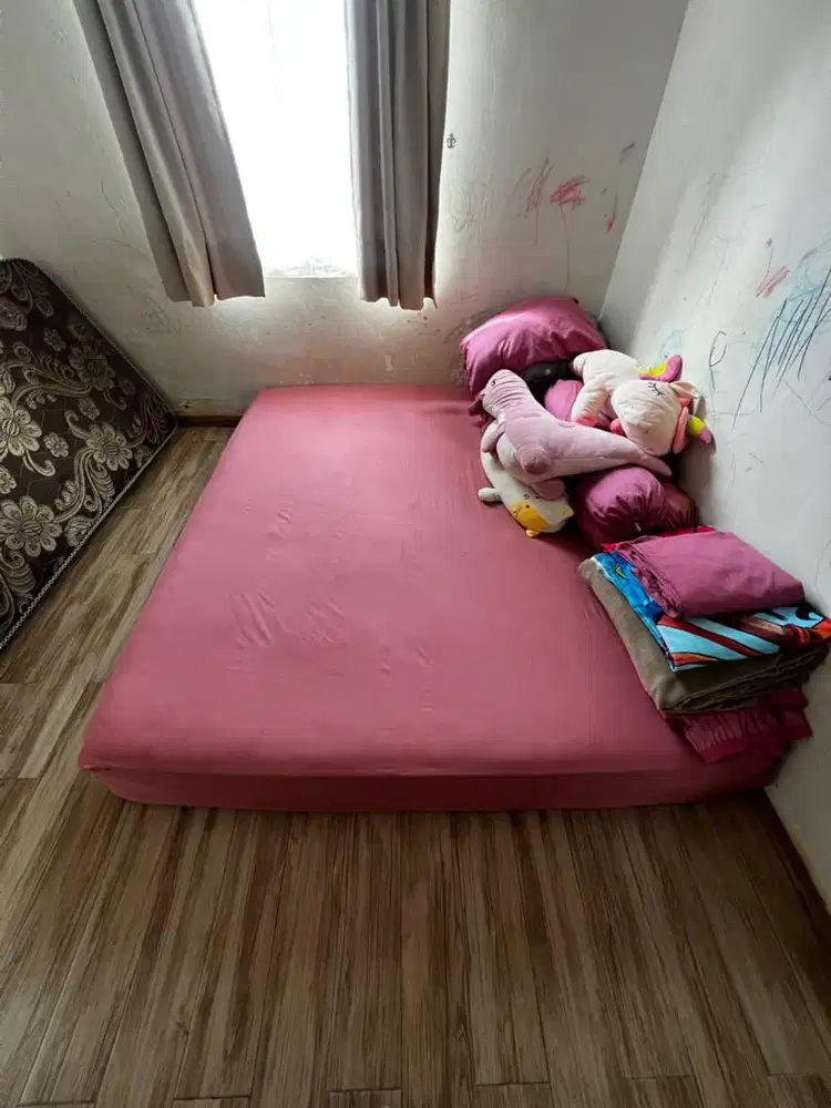 Dijual Kasur Springbed 180x200 free bedcover