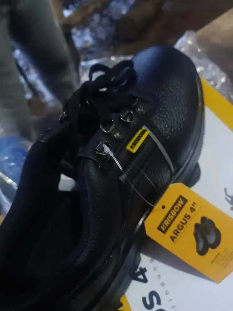 Dijual sepatu safety krisbow argus 4 nomer 42