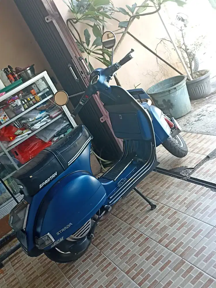 Vespa PS Strada AOM 1989