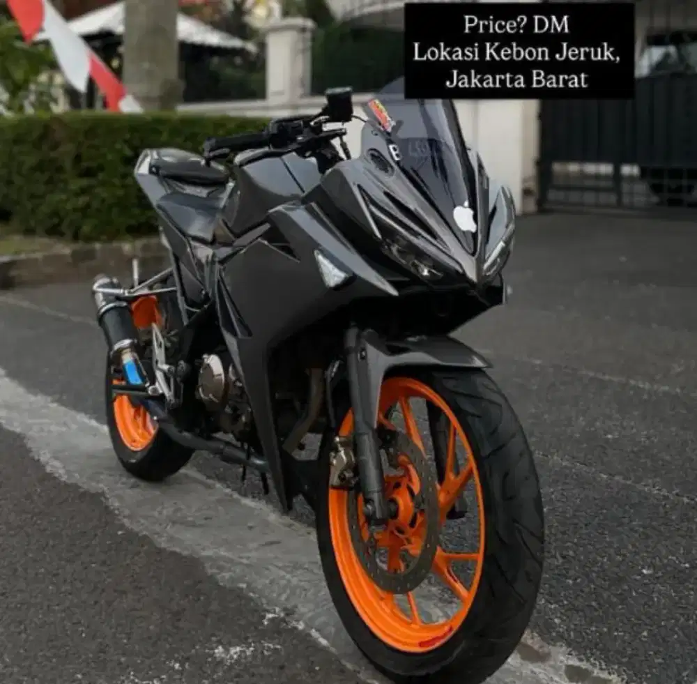 Honda CBR 150 R Abu2