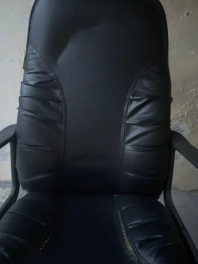 Kursi Kantor Direksi