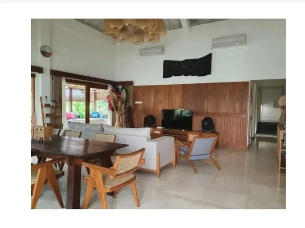 Di jual villa brawe canggu bali