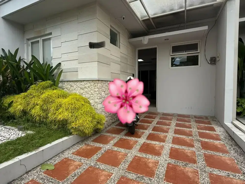 Jual For Sale Rumah Semi Villa Fully Furnished Di Kerobokan Badung Bali. Dekat Ke Canggu, Umalas, Seminyak, Kuta Bali