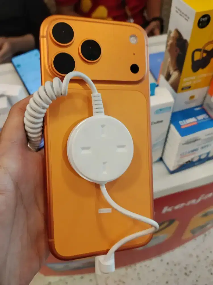 IPHONE 17 Bisa dicicil