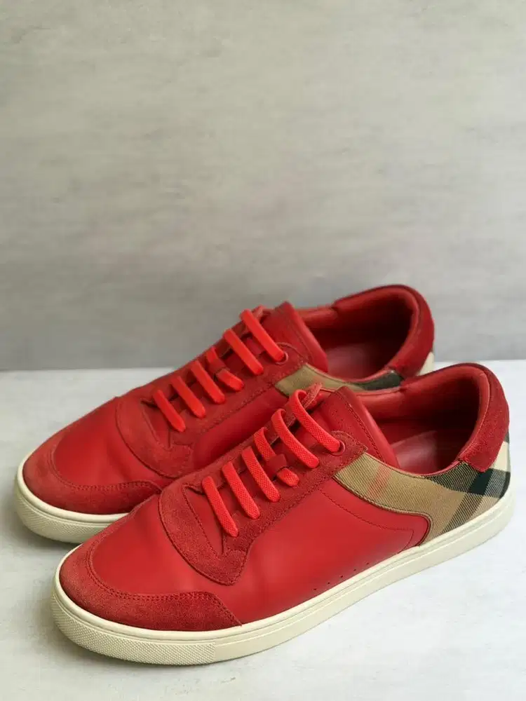BURBERRY shoes red