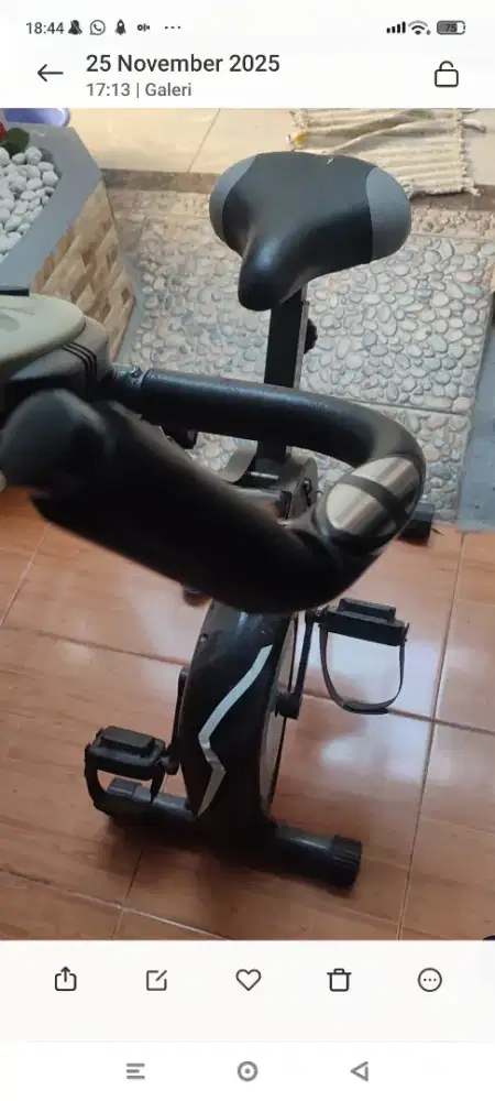 Jual sepeda olah tubuh kondisi baik enak di pakai