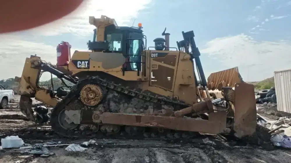 Dozer CAT D9T 2019
di Banjarmasin