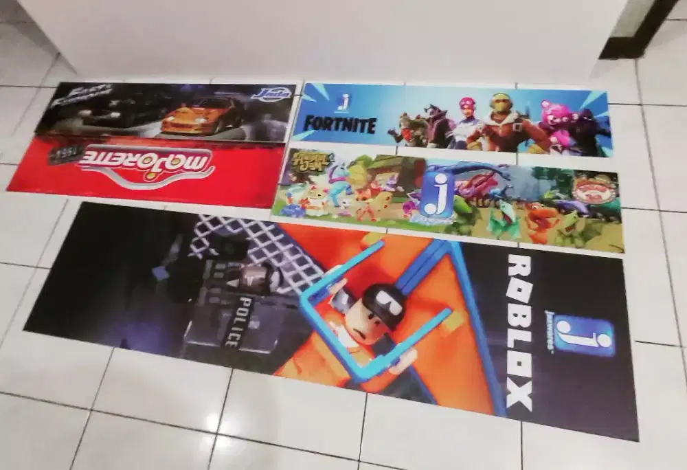 Stiker Wallpaper Stiker Dinding Animasi Sticker Bergambar Stiker Ruang