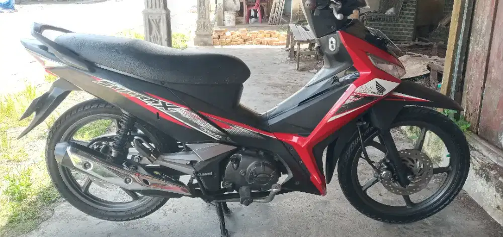 Di jual sipra x 125 injeksi pjk hidup motor mulus