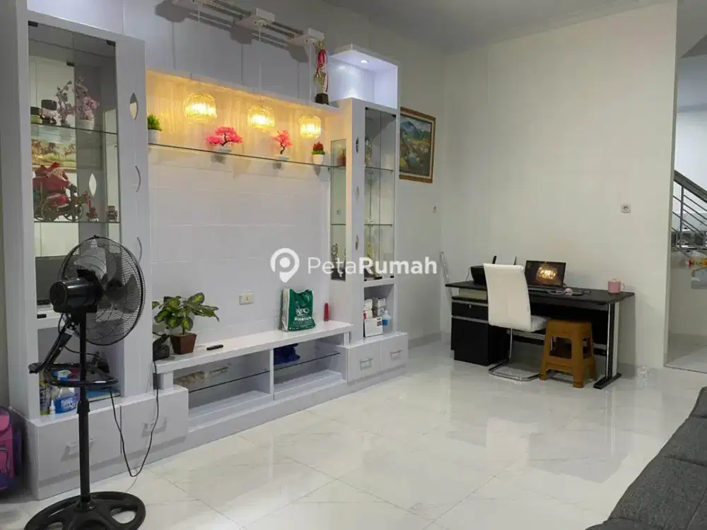 DIJUAL RUMAH JALAN SURYA KOMPLEK SURYA MEDITERANIA | DAERAH BHAYANGKARA (JUNIADI)