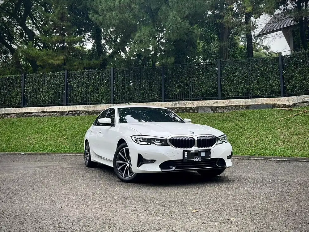 BMW 320i Sport Dynamic 2022