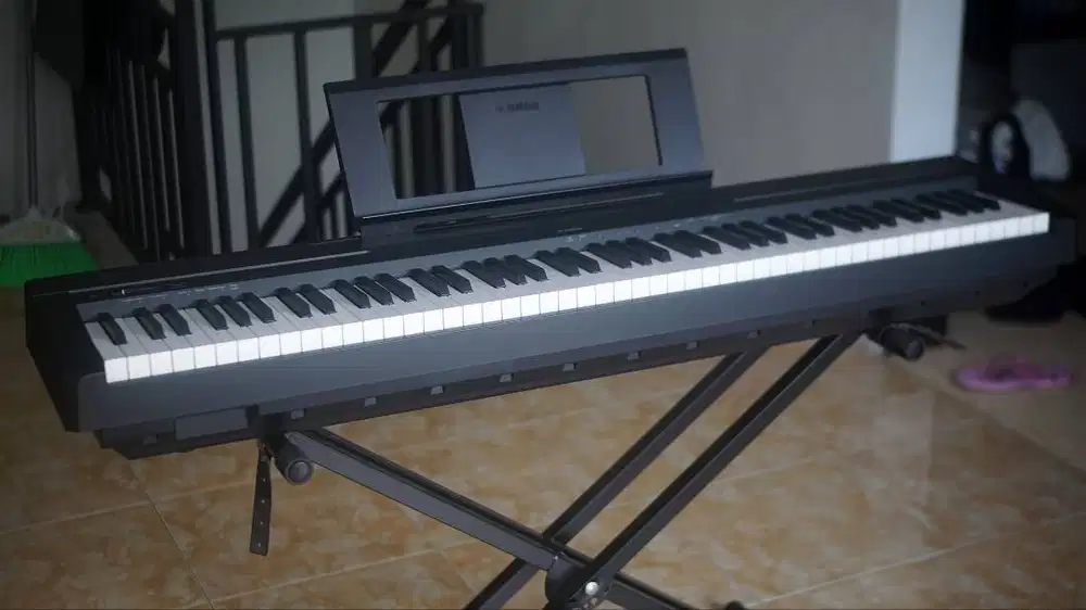 Digital Piano Yamaha P45 LIKE NEW (BONUS STAND & PEDAL, BOX)