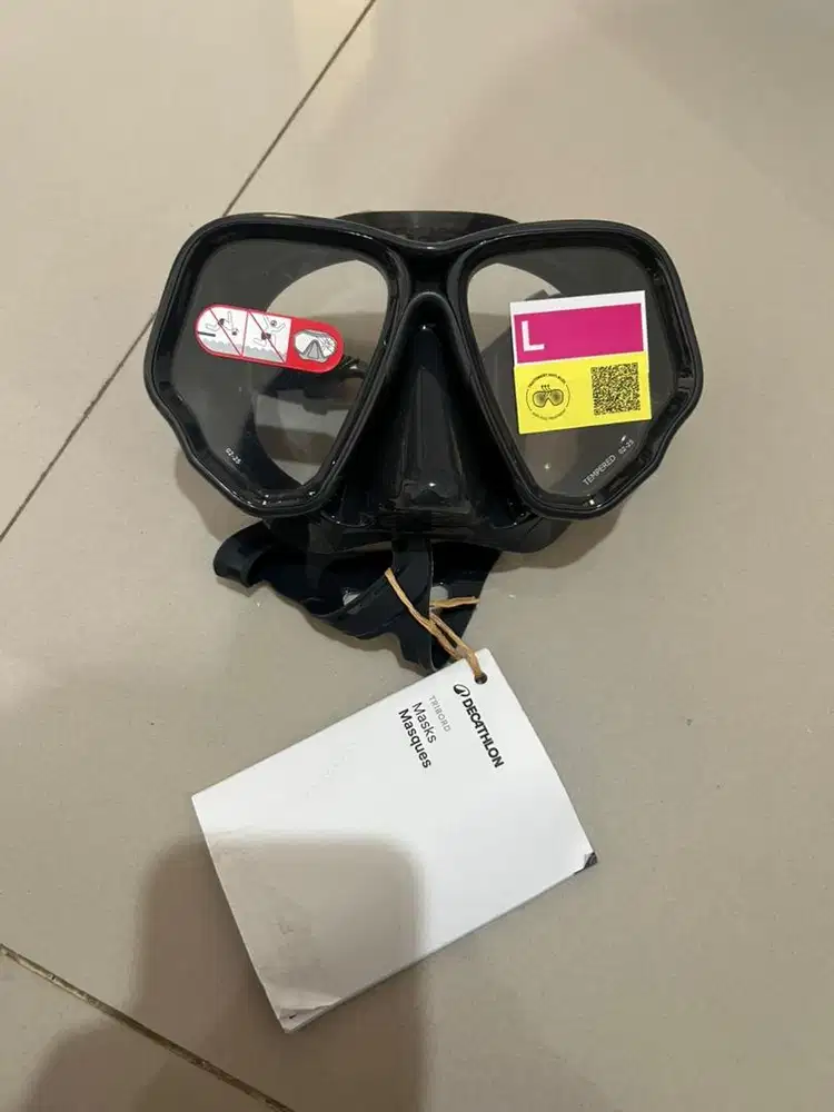 Masker Snorkeling Anti-Fog 500 Hitam – Baru 100%