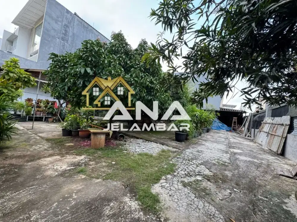 ANA TANAH HOEK UK 20X25M DI JELAMBAR