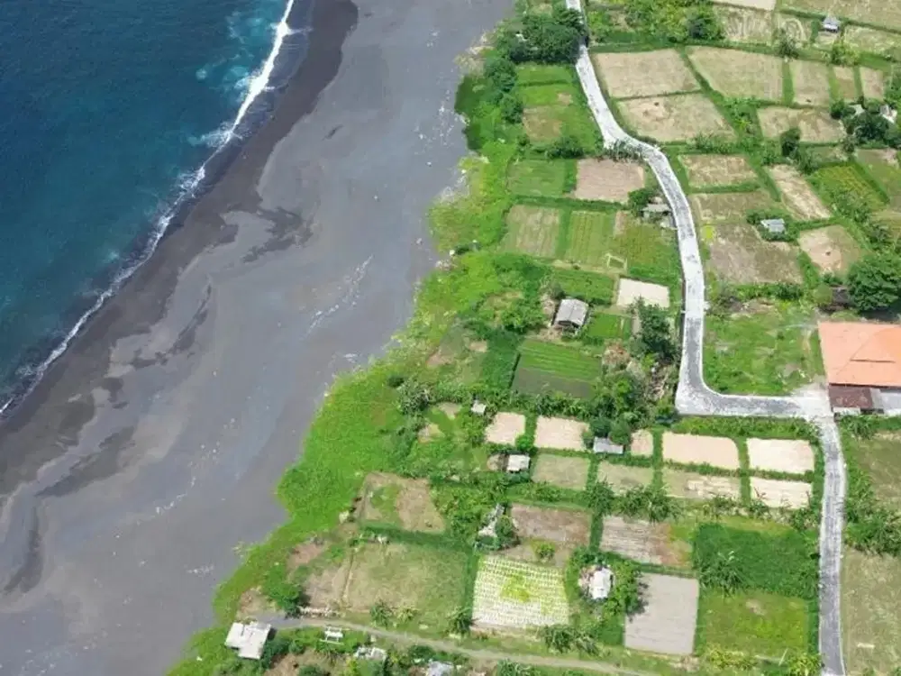 Jual Tanah Los Pantai Beachfront Di Jumpai Beach  Klungkung Bali. Los Pantai & View Nusa Penida Island.