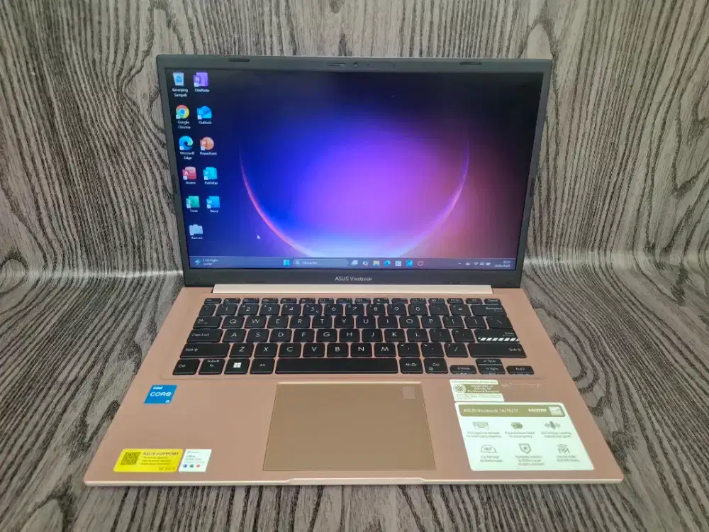 Asus Vivobook X1404VA, intel core i3 Gen 13,Ram 16/256 gb