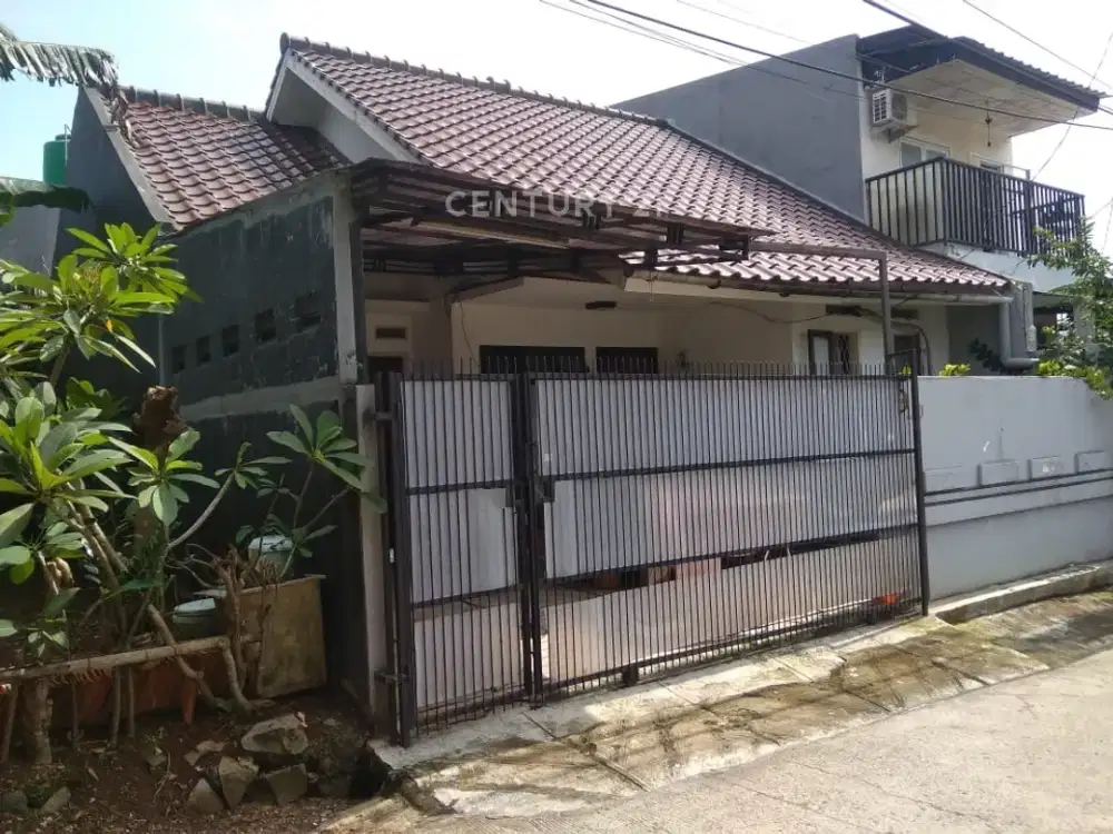 Dijual Rumah Di Lingkungan Nyaman Di Cinere