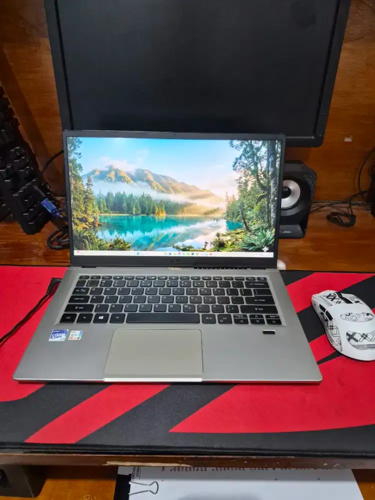 Acer Swift X Core i7-1165 G7 Ram 8Gb