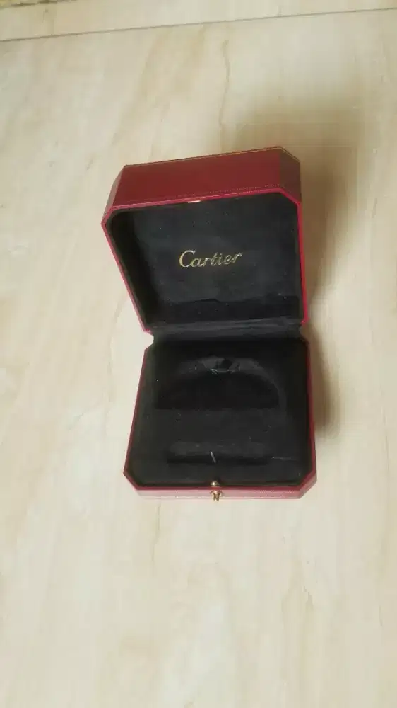 Box perhiasan cartier original