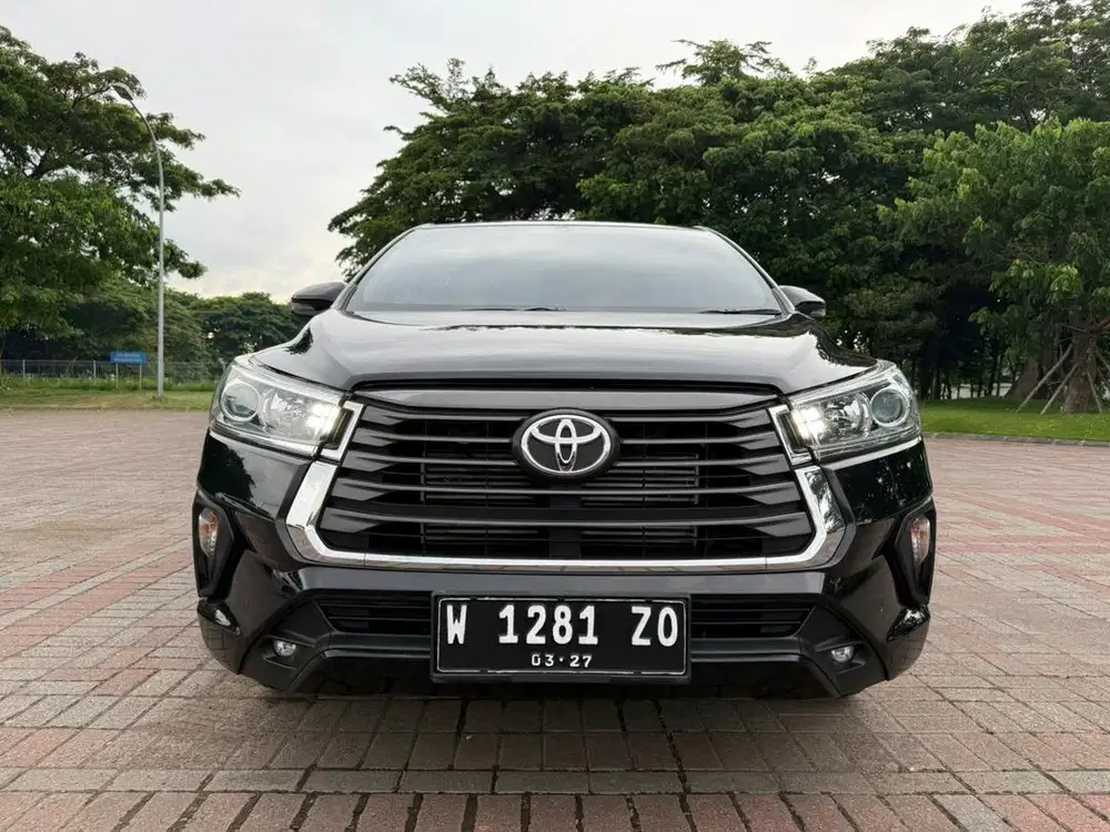TOYOTA INNOVA REBORN 2.4 V DIESEL MATIC 2022