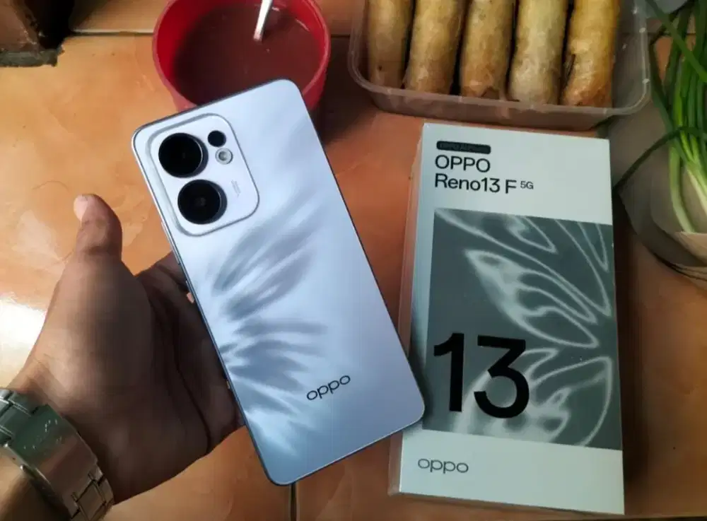 OPPO RENO 13F MILIK PRIBADI